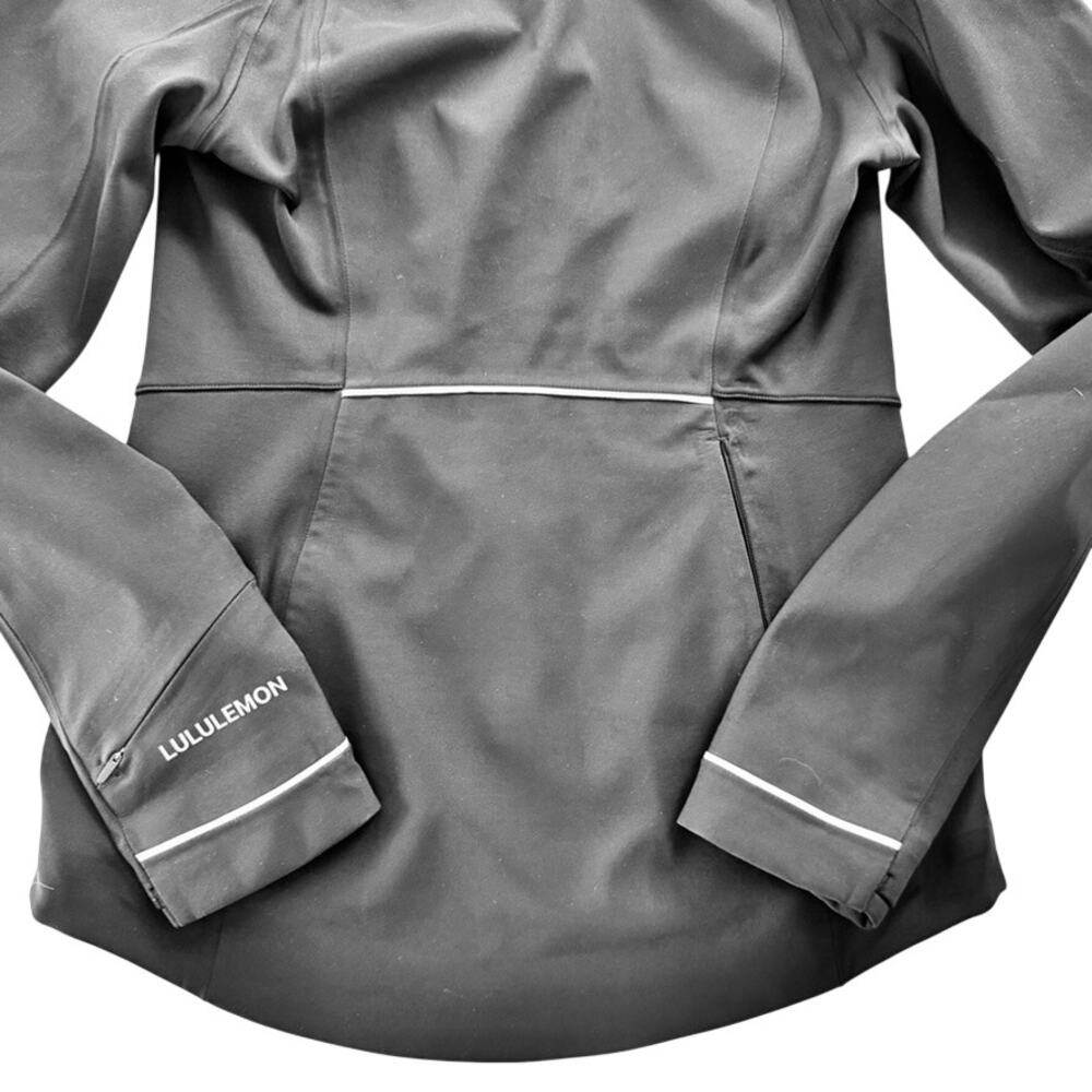 Lululemon Cross Chill Jacket Black Size 6 Rain Softshell Winter Waterproof Layer - Picture 9 of 10
